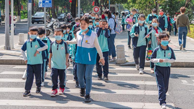 除了畜牧局不进学校,所有部门都来过